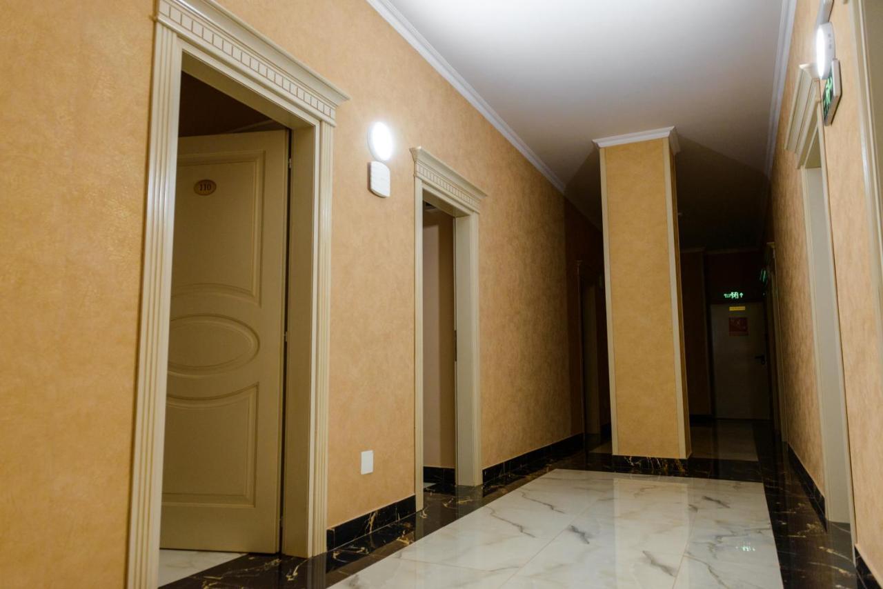 Hotel Little Orient Brăila Exterior foto
